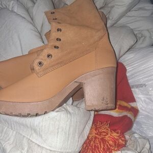 Carhartt Brown Heeled Boots for Women